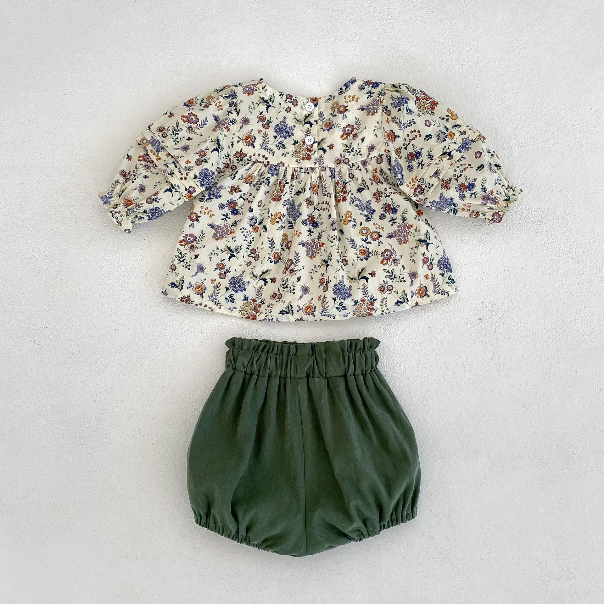 2 Pieces Set Baby Kid Girls Flower Print Tops And Solid Color Shorts Wholesale 23082872