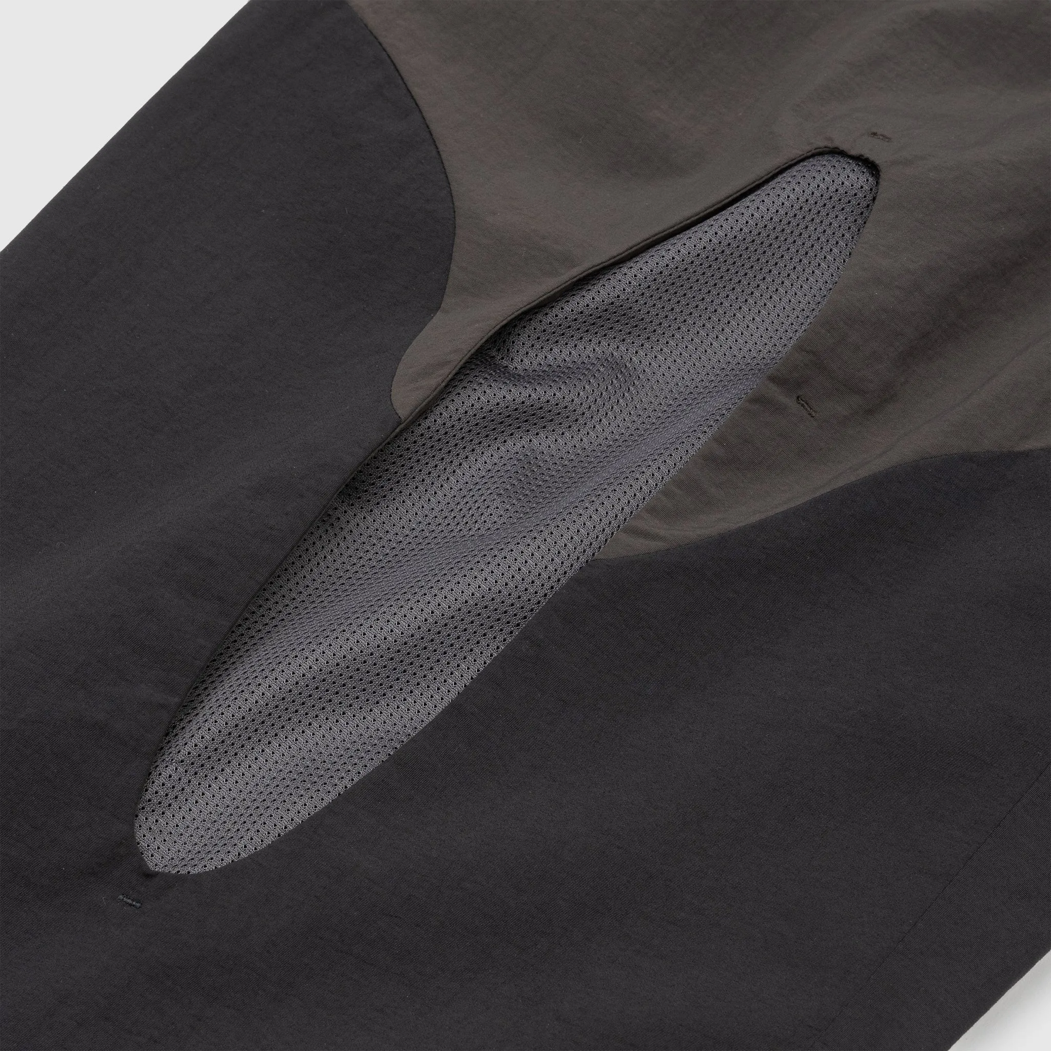 APERTURE TRACK PANT