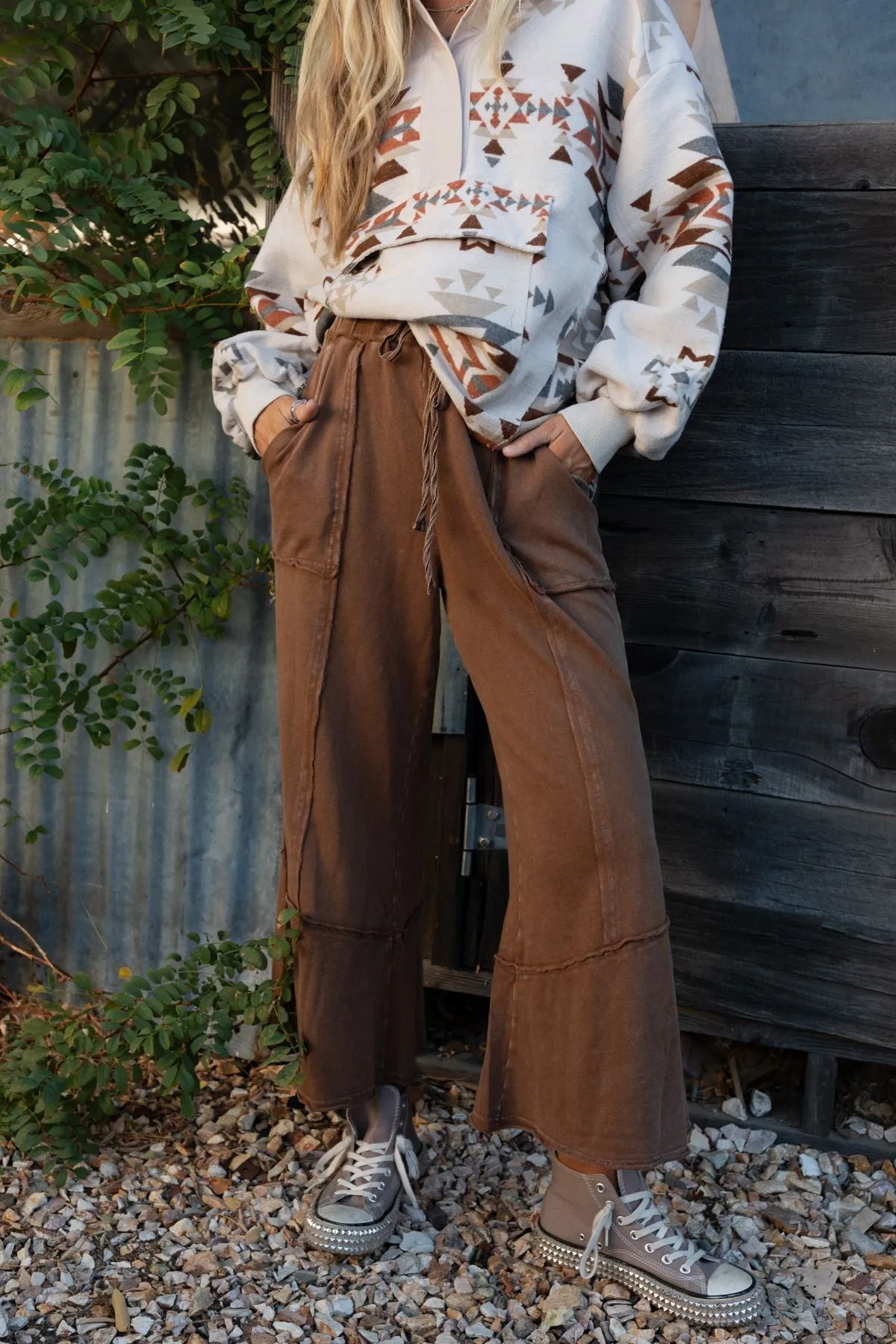 Feeling Good Wide Leg Pant - Brown