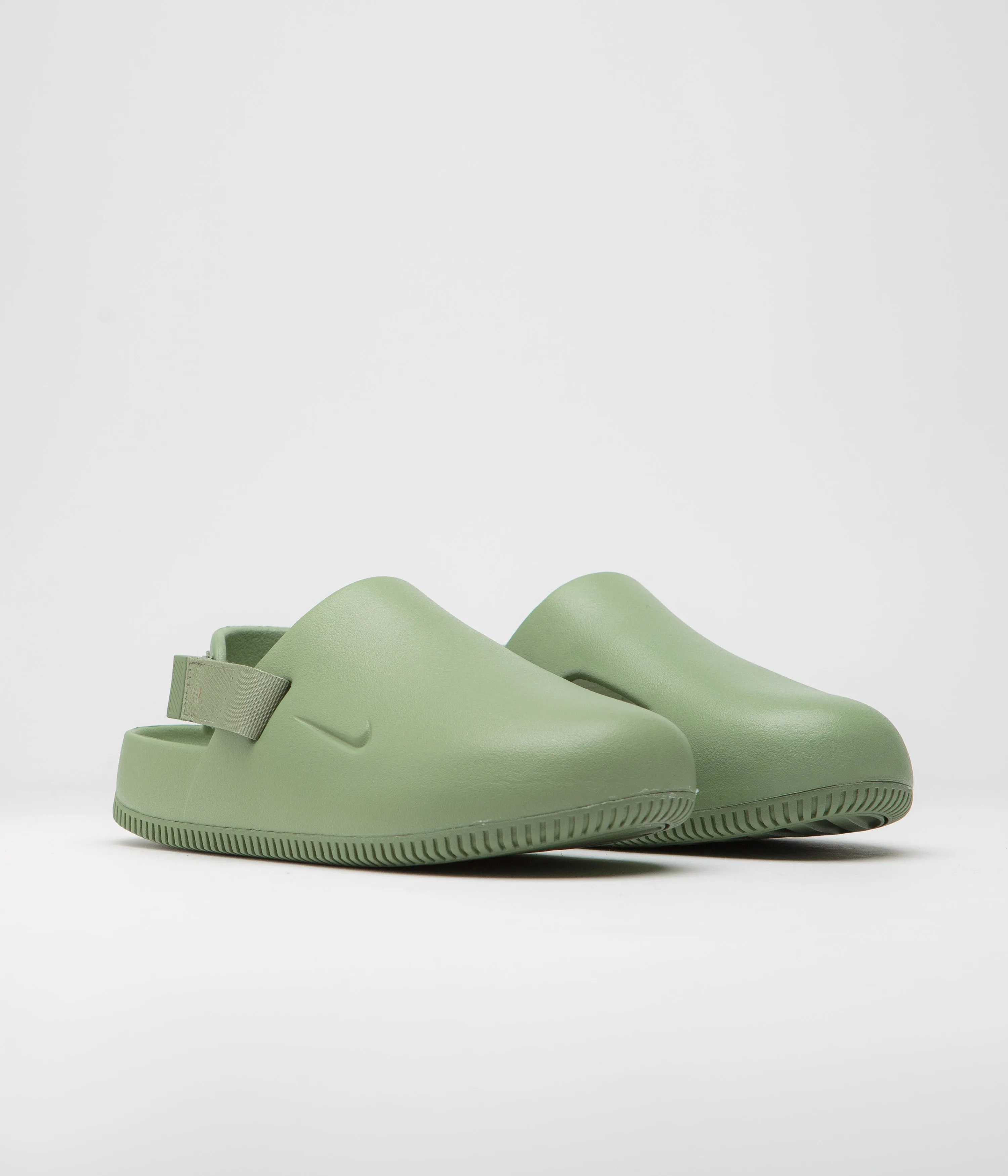 Nike Calm Shoes - Oil Green / Oil Green