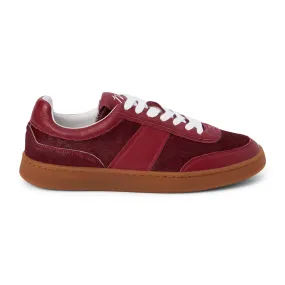 Quincy Low-Top Sneaker