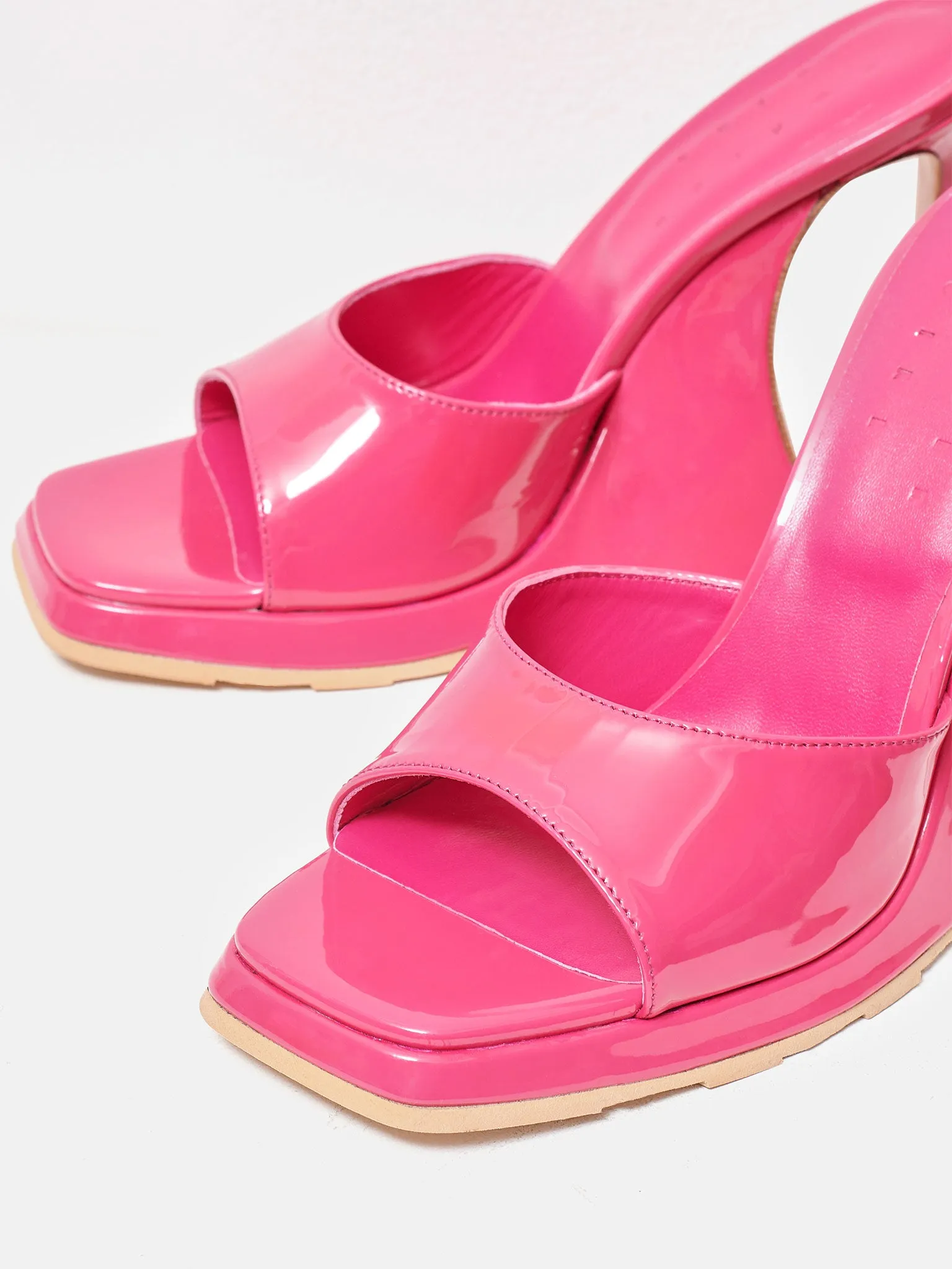 Ursula Mules Patent Leather Harlot Pink